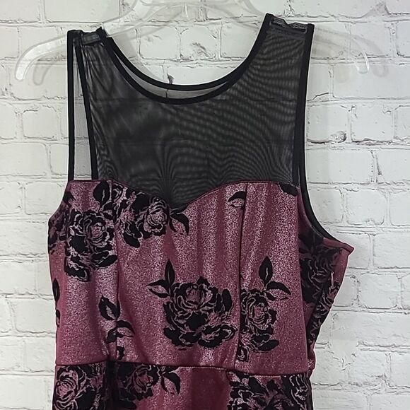 Trixxi Juniors' Flocked Illusion Fit & Flare Wine Skater Dress Party Club Dance - Picture 4 of 13